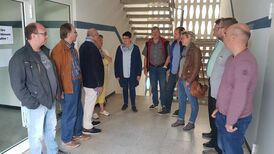 Mitglieder des SPD-OV und der Stadtratsfraktion aus Bad Hönningen besichtigen das Gemeindezentrum St. Peter und Paul