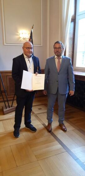 Guido Job erhält die Ehrenmedaille