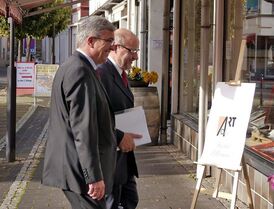 Innenminister Roger Lewentz und Stadtbürgermeister Guido Job (Foto: Jürgen Quatram)