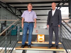 Dr. Jörg Scheinpflug zu Besuch bei Erwin Lötsch, Geschäftsführer der HIB Huber Integral Bau GmbH